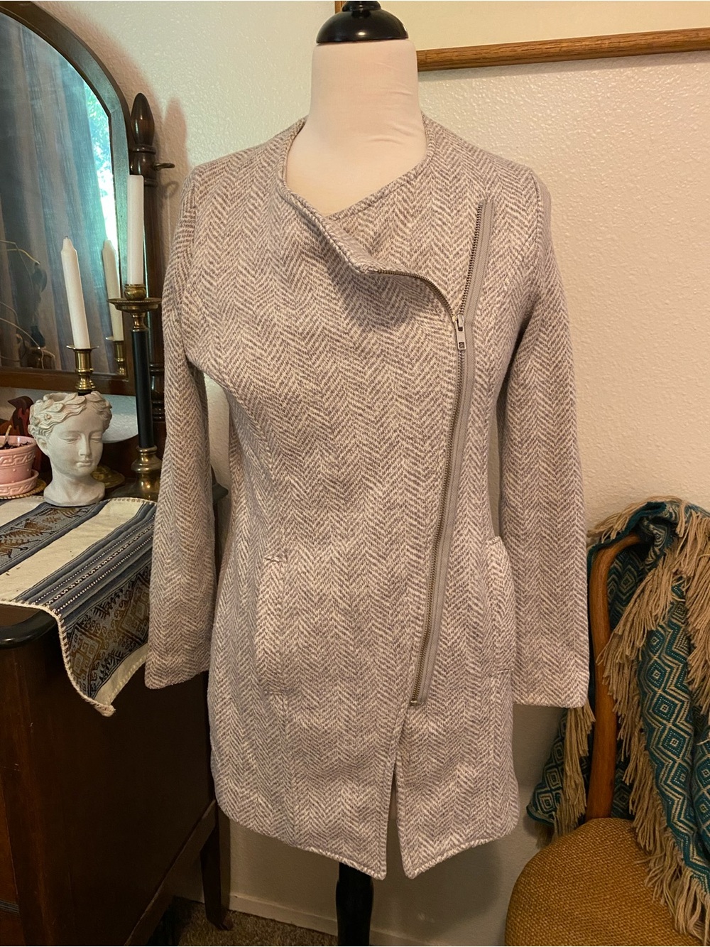 Banana Republic Gray Herringbone asymmetrical Zip-Front Long Sleeve fleece Coat